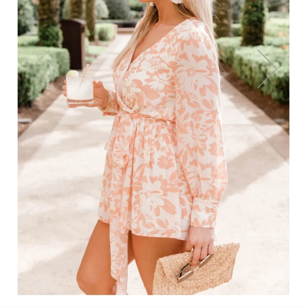PEACH FLORAL DRESS ROMPER PINK LILY - Picture 5 of 7